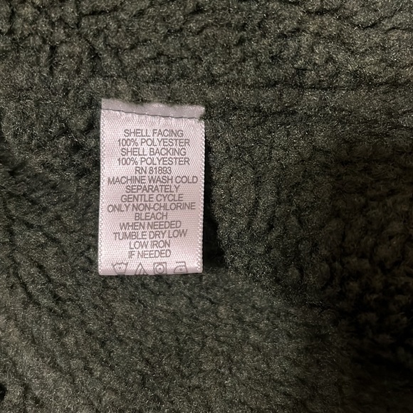 Denim & Co. Hunter Green Faux Shearling Button Front Vest Size Medium - Picture 9 of 13